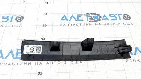 Накладка передней стойки средняя правая Volkswagen ID.4 23-26 черная