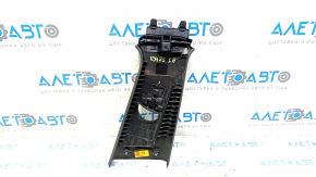 Capac stâlp central superior pentru centură stânga Volkswagen ID.4 23-25 negru, uzat 
