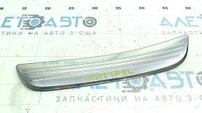 Накладка порога задняя левая наружная Mercedes W213 E 300/350 17-23 хром, царапины