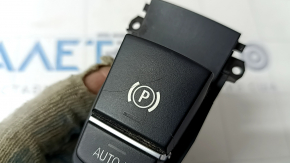 Кнопка паркинг BMW X3 F25 11-17 с auto hold, трещины в кнопке