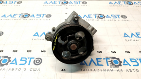 Помпа водяная Nissan Rogue 14-20 с корпусом, кривой шкив