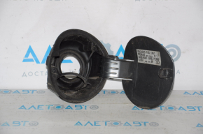 Лючок бензобака VW Tiguan 09-18 в сборе
