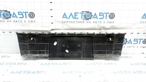 Накладка решетки радиатора grill Audi Q3 8U 16-17 черный глянец, под цельный бампер, не заводские отверстия, песок