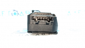 Доводчик двери багажника Audi Q3 8U 15-18