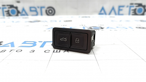 Кнопка закрытия двери багажника Audi Q3 8U 15-18 черная с блокировкой