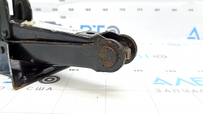 Домкрат Audi Q3 8U 16-18 коррозия