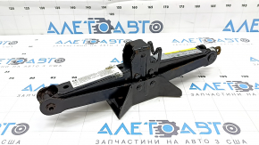 Домкрат Audi Q3 8U 16-18 коррозия