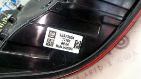 Фонарь внутренний дверь багажника правый Chevrolet Bolt 17-21