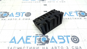 Поддомкратник задний правый Audi Q7 4L 10-15