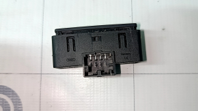 Кнопка открывания двери багажника Audi Q7 4L 10-15