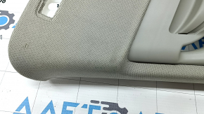 Накладка задней стойки правая Audi Q7 4L 10-15 под ремень, серая, под химчистку, надрыв, без заглушки