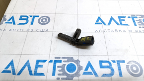 Датчик ABS задний левый Audi Q3 8U 15-18