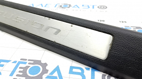 Накладка порога передняя левая Ford Fusion mk5 17-20 черная с хром вставкой, царапины