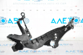 Крепление переднего бампера под фарой внешнее левое Audi A4 B8 13-16 рест