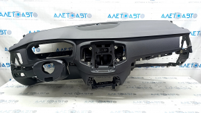 Торпедо передняя панель с AIRBAG Volvo XC90 17-25 тип 1, черная, с простой проекцией, с накладкой щитка приборов и обрамлением рулевой колонки