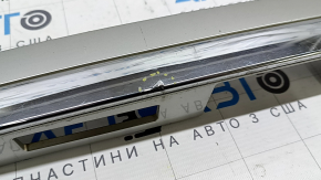 Молдинг двери багажника Lexus RX300 RX330 RX350 RX400h 07-07 с хром накладкой, царапины
