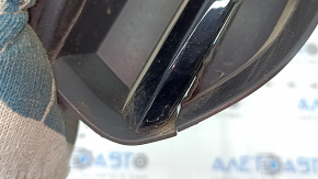 Нижняя решетка переднего бампера левая Audi Q5 8R 13-17 рест, мат+глянец хром под птф, тип 2, надломана, песок