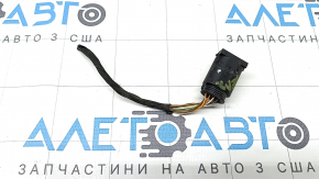 Фишка на проводку заднего бампера BMW 5 G30 17-20 под 6 парктроников