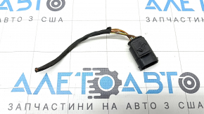 Фишка на проводку заднего бампера BMW 5 G30 17-20 под 6 парктроников