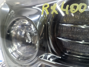 Фонарь внутренний крышка багажника правый Lexus RX350 RX400h 06-08 рест темный, под полировку