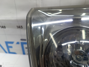 Фонарь внутренний крышка багажника правый Lexus RX350 RX400h 06-08 рест темный, под полировку