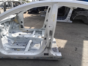 Стойка кузова центральная левая Hyundai Sonata 11-15 на кузове, тычки