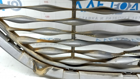 Нижняя решетка переднего бампера Hyundai Sonata 11-15 hybrid, надломы