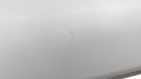 Накладка водительского сидения передняя Lexus RX300 RX330 RX350 RX400h 04-08 серая, царапина