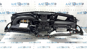 Торпедо передняя панель с AIRBAG BMW 5 G30 17-23 черная под проекцию, ржавый пиропатрон