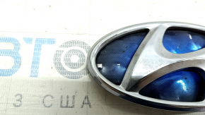 Эмблема значок крышки багажника Hyundai Sonata 11-15 hybrid, примята подложка