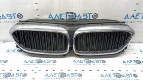 Решетка радиатора grill в сборе BMW 5 G30 17-20 с жалюзи дефлектором радиатора, хром, песок