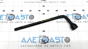 Ключ балонный гаечный Toyota Camry v40