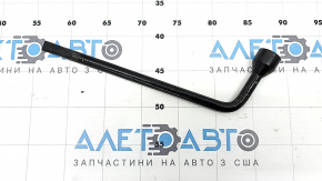 Ключ балонный гаечный Toyota Camry v40