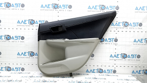 Обшивка двери карточка задняя правая Toyota Camry v50 12-14 usa серая с черная вставкой пластик, подлокотник серый кожа, под химчситку