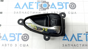 Ручка двери внутренняя передняя правая Toyota Camry v40 хром