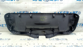 Обшивка крышки багажника VW Jetta 19-26 черная, царапины