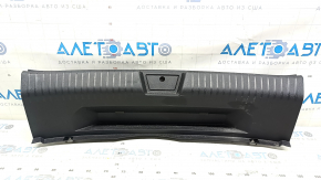 Накладка проема багажника VW Jetta 19-26 черная, царапины