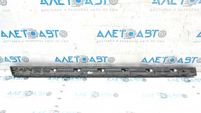 Накладка двери нижняя передняя левая VW Beetle 12-19 черн без хрома, царапины