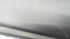 Garnitura portiera fata dreapta Ford Escape MK4 23-24 negru, St-line, cu maner, cotiera piele neagra cu cusaturi rosii, turnare negru lucios carbon, zgarieturi