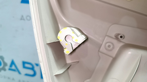 Cartela de ornamente usi fata dreapta VW Passat b7 12-15 SUA bej, cu insertie gri, cod cotiera bej, stricate, elemente de fixare rupte