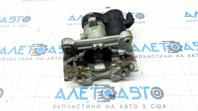Суппорт в сборе задний левый Ford Escape MK4 23-26 электро