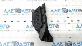 Заглушка переднего бампера левая Toyota Prius V 15-17 рест под поворотник, структура