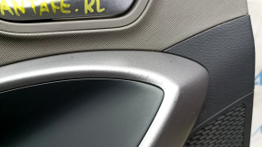 Обшивка двери карточка задняя левая Hyundai Santa FE Sport 13-16 черн с серой вставкой пластик, подлокотник кожа, царапины