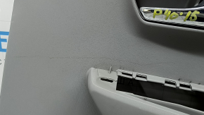 Обшивка двери карточка задняя правая Toyota Prius V 15-17 серая, подлокотник велюр серый, с ручкой, царапины, под чистку, надломано крепление