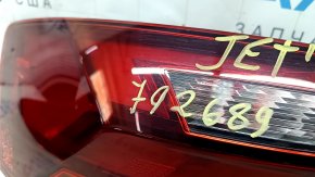 Фонарь внешний крыло левый VW Jetta 19-19 царапины