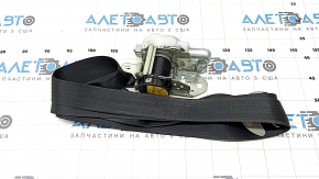 Водительский ремень безопасности Toyota Prius V 15-17 черный, стрельнувший, потерт