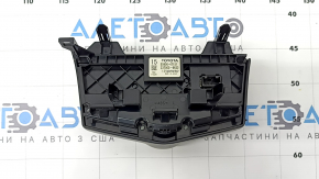 Управление климат-контролем Toyota Prius V 12-17 царапины на стекле