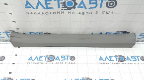 Накладка порога передняя левая внутренняя Toyota Prius V 12-17 серая, царапины, под чистку, примято крепление, побелел пластик
