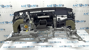 Торпедо передняя панель с AIRBAG Toyota Prius V 12-16 темно-серая с серым, под чистку