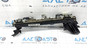 Салазка пассажирского сидения левая Toyota Prius V 12-17 с тензометрическими датчиками, без каркаса